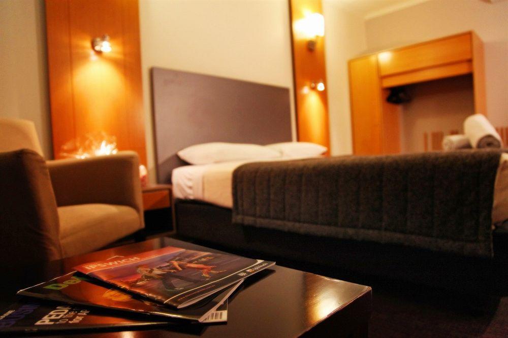 Metro Hotel Ipswich International Стая снимка