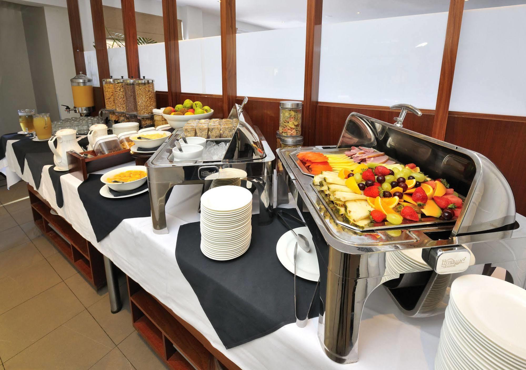 Metro Hotel Ipswich International Екстериор снимка
